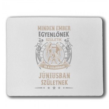 Minden Ember Egyenlő Ikrek(06) Egérpad