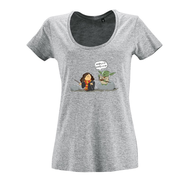 Leviosa Yoda O nyakú női póló