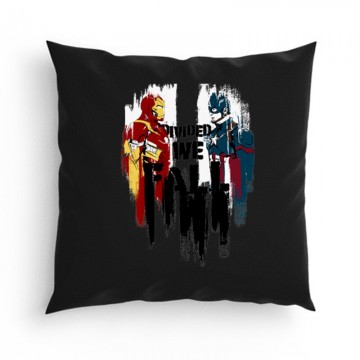 Divided We Fall Párna