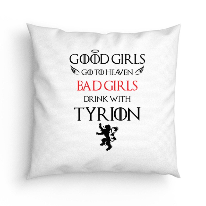 Bad Girls drink with Tyrion Párna