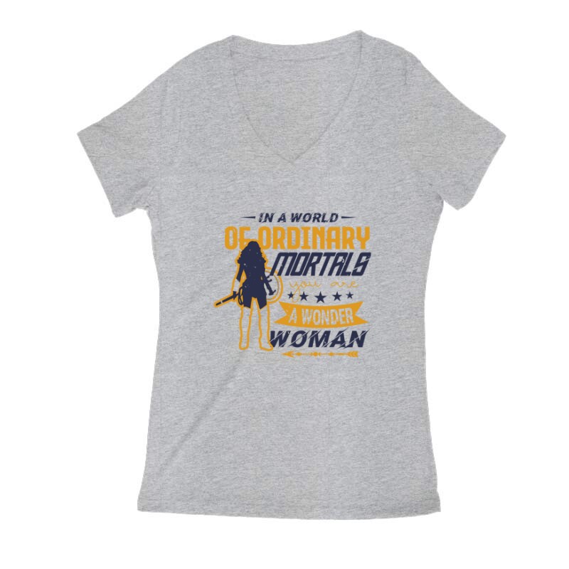 In a world of ordinary Női V Kivágott póló