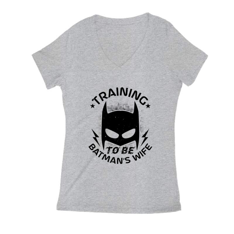 training to be batman’s wife Női V Kivágott póló