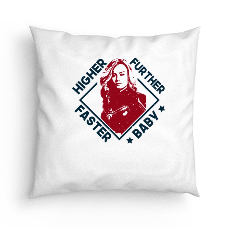 Higher, further, faster, baby Párna