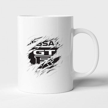 Nissan GTR tépett Bögre