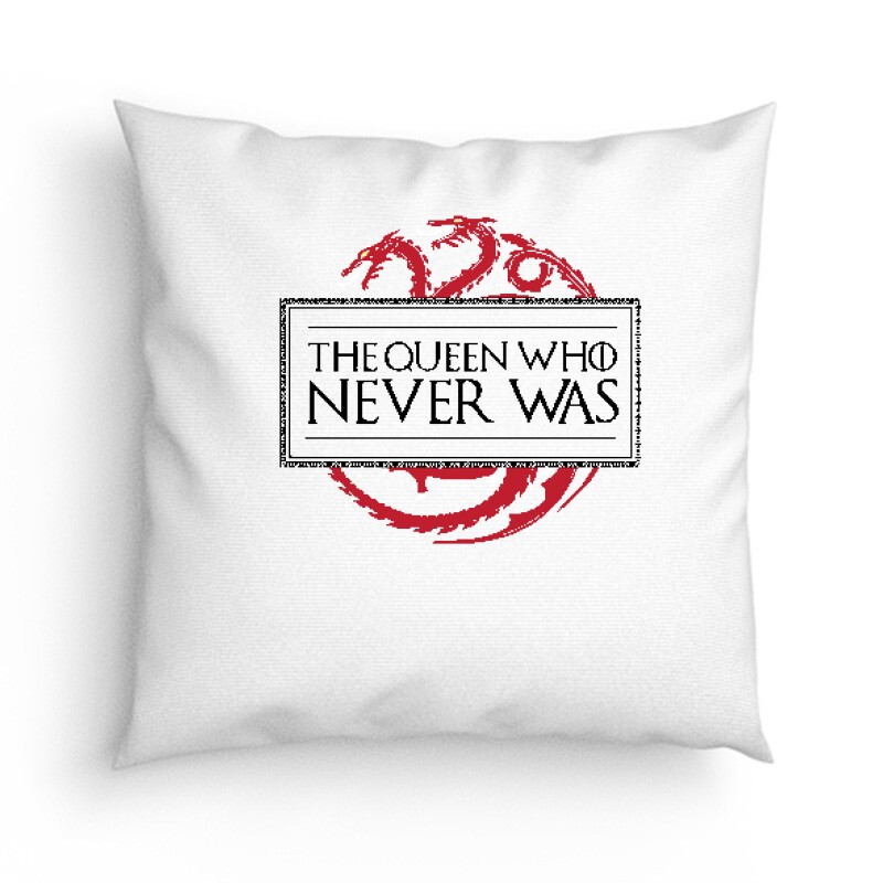 The Queen who never was Párna