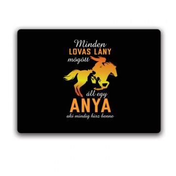 Minden lovas lány Egérpad