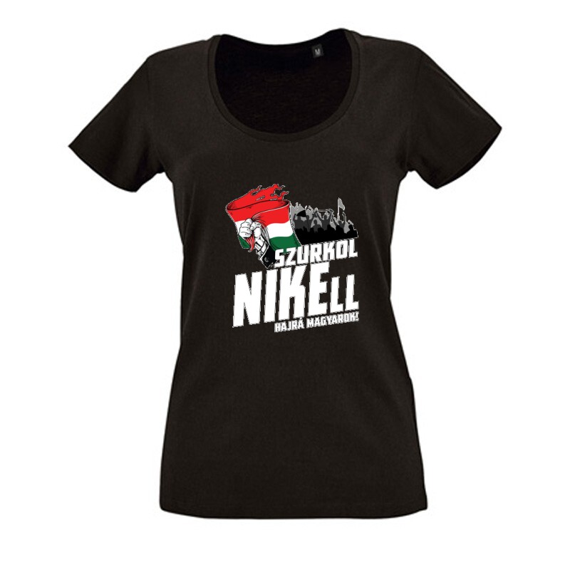 Szurkolni kell - zászló Női O Nyakú Póló