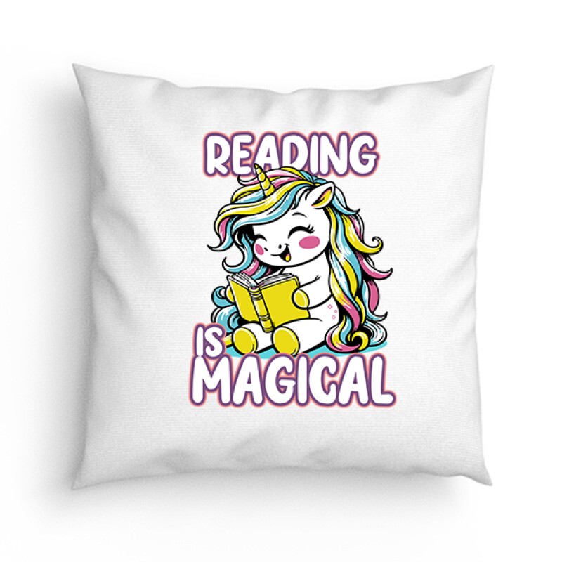Reading is magical Párna