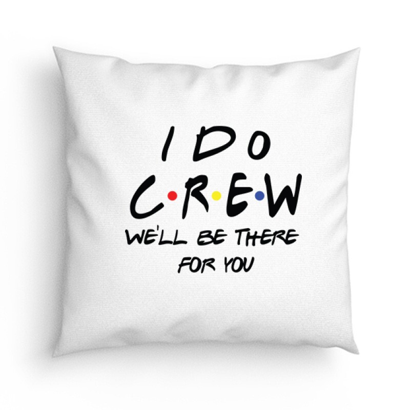 Jóbarátok - Lánybúcsú a csapat Párna