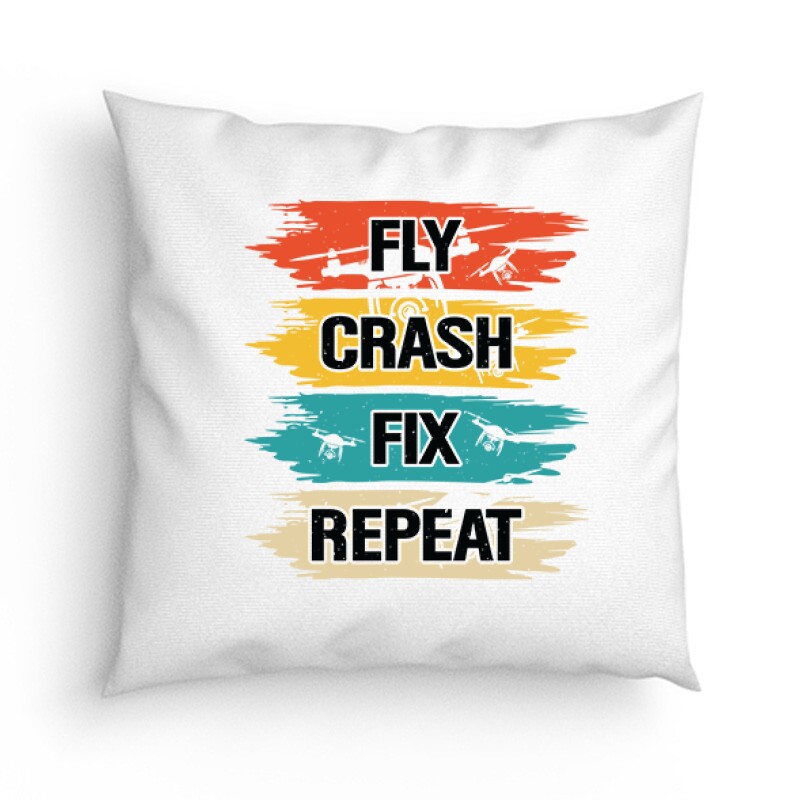 Drón - Fly Crash Fix Repeat Párna