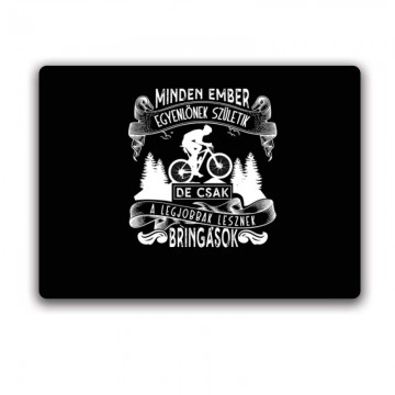 Minden ember egyenlőnek...