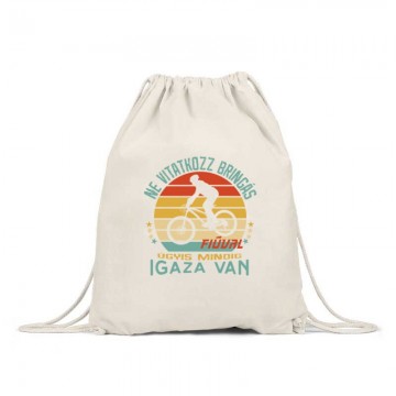 Ne vitatkozz bringás fiúval...