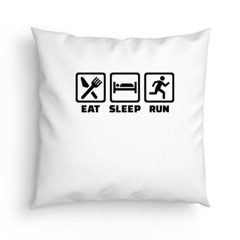 Eat sleep run repeat 3 Párna