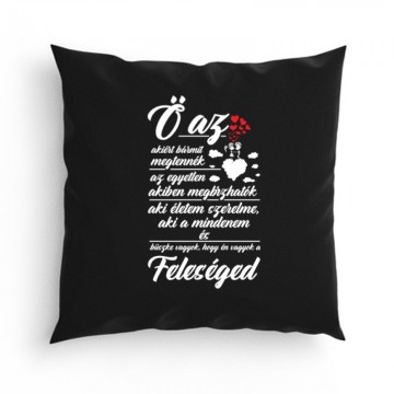 Ő az (feleség) Párna