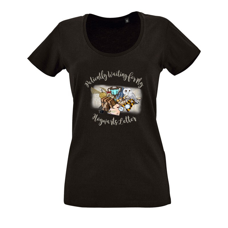 Hogwarts Letter O nyakú női póló