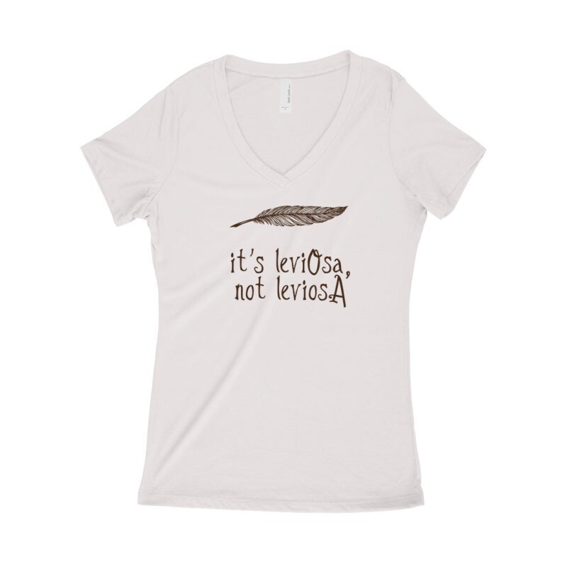 It's Leviosa Női póló V kivágott